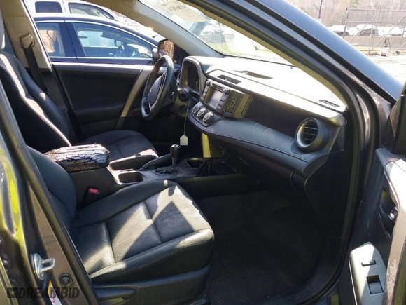 2016 Toyota RAV4 LE with VIN 2T3ZFREV7GW305998, listed as a IAAI auction lot 41869024 with 163,463 mi miles. Bid and sale history available at carsss.com. Image 5.