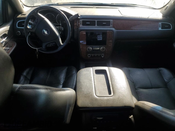 2007 Chevrolet Avalanche LT w/3LT with VIN 3GNFK12327G160346, listed as a Copart auction lot 70892764 with 127,481 mi miles and Salvage Title. Bid and sale history available at carsss.com. Image 8.
