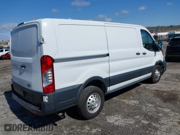 2020 Ford Transit z VIN 1FTYE2Y86LKB36457, wystawiony jako IAAI lot #41985246 z przebiegiem 11 886 mil mil oraz . Historia ofert i sprzedaży dostępna na DreamBid. Obrazek 4.