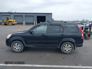 2005 Honda CR-V EX SE with VIN JHLRD78965C028479, listed as a IAAI auction lot 41911939 with 171,023 mi miles. Bid and sale history available at carsss.com. Image 14.