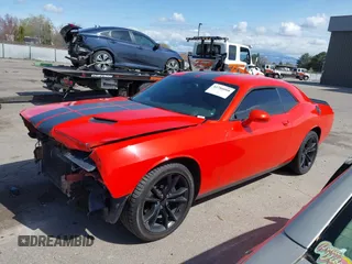 2016 Dodge Challenger SXT Plus z VIN 2C3CDZAG7GH353301, wystawiony jako IAAI lot #41780008 z przebiegiem 103 627 mil mil oraz . Historia ofert i sprzedaży dostępna na DreamBid. Obrazek 17.