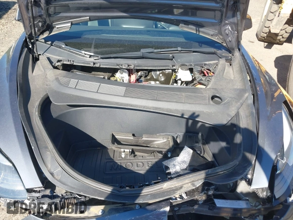 2023 Tesla Model 3 z VIN 5YJ3E1EA2PF492659, wystawiony jako IAAI lot #42284833 z przebiegiem 41 205 mil mil oraz . Historia ofert i sprzedaży dostępna na DreamBid. Obrazek 10.