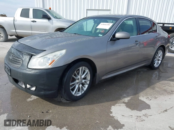 2008 Infiniti G35 Sedan x with VIN JNKBV61F98M260903, listed as a IAAI auction lot 41866181 with 251,557 mi miles. Bid and sale history available at carsss.com. Image 2.