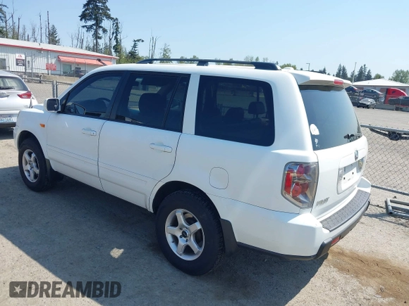 2008 Honda Pilot EX-L with VIN 5FNYF18568B025960, listed as a IAAI auction lot 42100571 with 206,437 mi miles. Bid and sale history available at carsss.com. Image 3.
