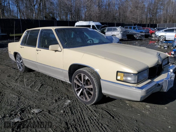 1990 Cadillac DeVille z VIN 1G6CD5333L4256377, wystawiony jako Copart lot #42613635 z przebiegiem 136 754 mil mil oraz Szkoda całkowita • Salvage title. Historia ofert i sprzedaży dostępna na DreamBid. Obrazek 4.