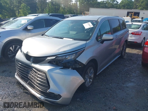 2024 Toyota Sienna LE z VIN 5TDKRKEC0RS203462, wystawiony jako IAAI lot #42240548 z przebiegiem 28 038 mil mil oraz . Historia ofert i sprzedaży dostępna na DreamBid. Obrazek 21.