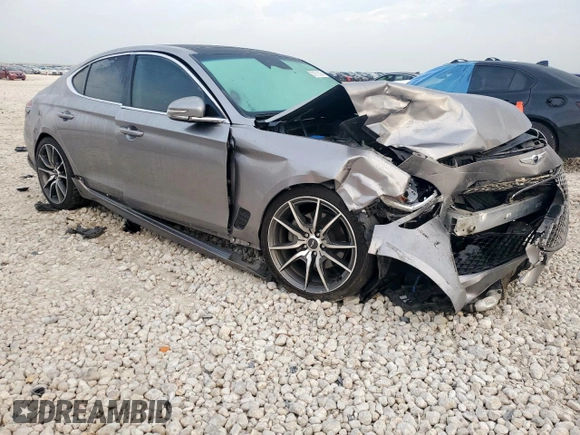 2022 Genesis G70 2.0T z VIN KMTG34TA3NU091204, wystawiony jako Copart lot #57073325 z przebiegiem 62 529 mil mil oraz Szkoda całkowita • Salvage title. Historia ofert i sprzedaży dostępna na DreamBid. Obrazek 4.