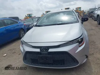 2022 Toyota Corolla LE with VIN JTDEPMAE4NJ229267, listed as a IAAI auction lot 41880991 with 29,340 mi miles. Bid and sale history available at carsss.com. Image 12.