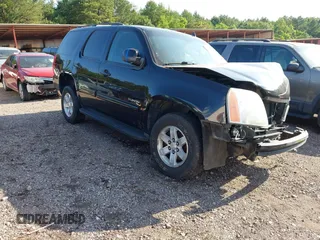 2011 GMC Yukon SLE z VIN 1GKS1AE03BR400254, wystawiony jako IAAI lot #42468147 z przebiegiem Nie podano mil oraz . Historia ofert i sprzedaży dostępna na DreamBid. Obrazek 1.