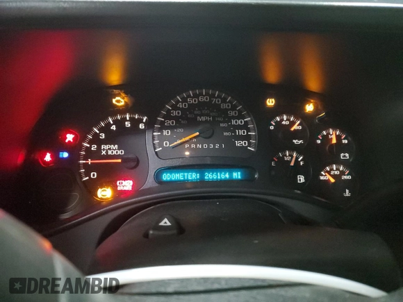2006 Chevrolet Suburban LS with VIN 1GNFK16Z66J129399, listed as a Copart auction lot 86825424 with 266,164 mi miles and Salvage Title. Bid and sale history available at carsss.com. Image 9.
