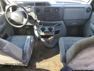 2014 Ford Econoline Passenger XL z VIN 1FBSS3BL8EDA81023, wystawiony jako Copart lot #46596125 z przebiegiem 571 472 mil mil oraz Czysty tytuł • Clean title. Historia ofert i sprzedaży dostępna na DreamBid. Obrazek 8.