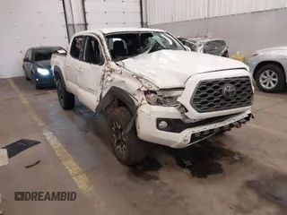 2021 Toyota Tacoma 4WD SR with VIN 5TFCZ5AN2MX259855, listed as a IAAI auction lot 41480414 with 68,448 mi miles. Bid and sale history available at carsss.com. Image 1.