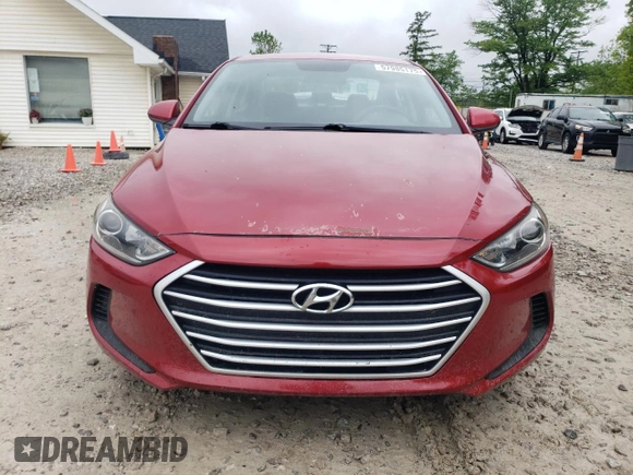 2017 Hyundai Elantra SE z VIN 5NPD74LF4HH104980, wystawiony jako Copart lot #57995175 z przebiegiem 122 779 mil mil oraz Czysty tytuł • Clean title. Historia ofert i sprzedaży dostępna na DreamBid. Obrazek 5.