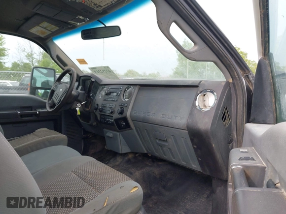 2012 Ford F-250 XL with VIN 1FT7X2B65CEB46912, listed as a IAAI auction lot 42292319 with 82,497 mi miles and . Bid and sale history available at DreamBid. Image 5.