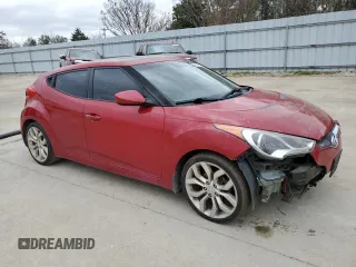 2013 Hyundai Veloster w/Black Int with VIN KMHTC6AD9DU086296, listed as a Copart auction lot 49581285 with 122,637 mi miles and Salvage Title. Bid and sale history available at carsss.com. Image 4.