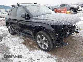 2024 Audi Q5 Premium Plus z VIN WA1BBAFY1R2009260, wystawiony jako IAAI lot #41102775 z przebiegiem 25 710 mil mil oraz . Historia ofert i sprzedaży dostępna na DreamBid. Obrazek 1.