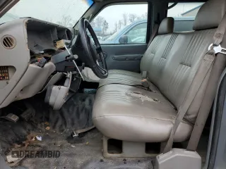 1999 Chevrolet Suburban with VIN 1GNEC16R3XJ492964, listed as a Copart auction lot 42053405 with 253,405 mi miles and Salvage Title. Bid and sale history available at carsss.com. Image 7.