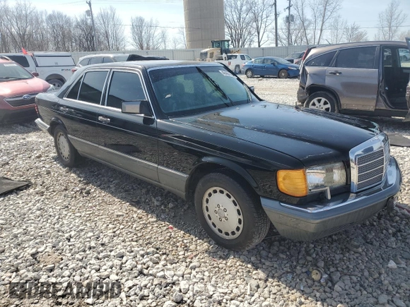 1990 Mercedes-Benz 300 with VIN WDBCA24D3LA509032, listed as a Copart auction lot 48485195 with 110,868 mi miles and Clean Title. Bid and sale history available at DreamBid. Image 4.