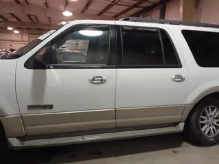 2007 Ford Expedition Max Eddie Bauer with VIN 1FMFK18577LA54863, listed as a IAAI auction lot 41565290 with 218,709 mi miles and . Bid and sale history available at DreamBid. Image 14.