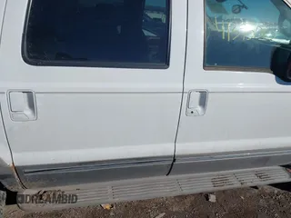 2002 Ford Excursion Limited z VIN 1FMNU43S32ED21966, wystawiony jako IAAI lot #41395015 z przebiegiem 224 696 mil mil oraz . Historia ofert i sprzedaży dostępna na DreamBid. Obrazek 13.