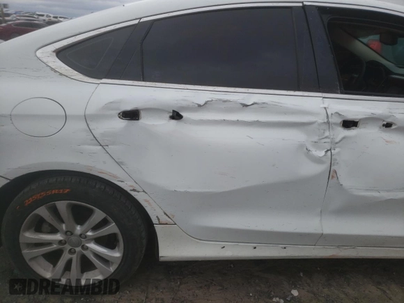 2016 Chrysler 200 Limited with VIN 1C3CCCAB1GN101832, listed as a Copart auction lot 41592025 with 172,276 mi miles and Salvage Title. Bid and sale history available at DreamBid. Image 10.