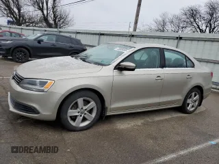 2013 Volkswagen Jetta TDI with VIN 3VWLL7AJXDM204034, listed as a Copart auction lot 45085055 with 175,991 mi miles and Clean title. Bid and sale history available at DreamBid. Image 1.