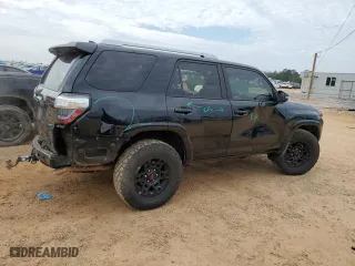 2018 Toyota 4Runner SR5 with VIN JTEZU5JR0J5170672, listed as a Copart auction lot 43738045 with 149,246 mi miles and Salvage Title. Bid and sale history available at carsss.com. Image 3.