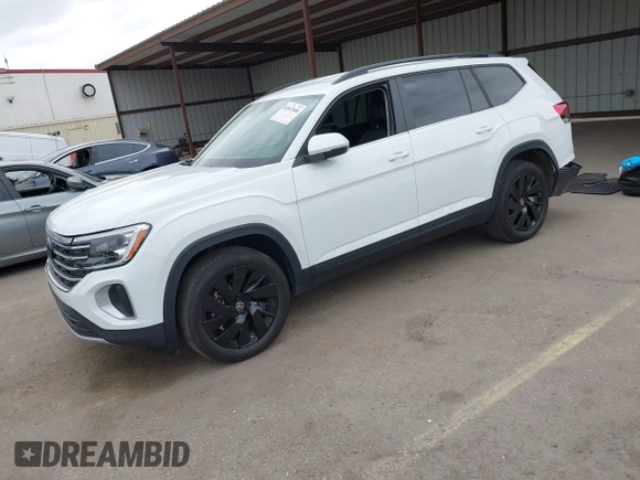 2024 Volkswagen Atlas SE с VIN 1V2WR2CA2RC560161, выставлен на аукционе IAAI как лот 42047000 с пробегом 16 063 миль миль и . История ставок и продаж доступна на DreamBid. Изображение 17.