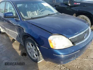 2006 Ford Five Hundred SEL with VIN 1FAFP271X6G148114, listed as a IAAI auction lot 41426434 with 202,760 mi miles. Bid and sale history available at carsss.com. Image 6.