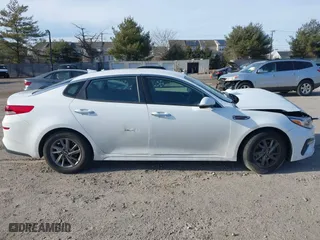 2020 Kia Optima LX with VIN 5XXGT4L3XLG424520, listed as a IAAI auction lot 41663821 with 85,960 mi miles. Bid and sale history available at carsss.com. Image 13.