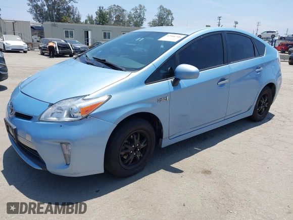 2014 Toyota Prius z VIN JTDKN3DP1E3052679, wystawiony jako IAAI lot #42506746 z przebiegiem 352 074 mil mil oraz . Historia ofert i sprzedaży dostępna na DreamBid. Obrazek 17.
