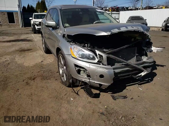 2013 Volvo XC60 T6 with VIN YV4902DZ0D2428539, listed as a Copart auction lot 49141265 with 102,037 mi miles and Salvage Title. Bid and sale history available at carsss.com. Image 10.