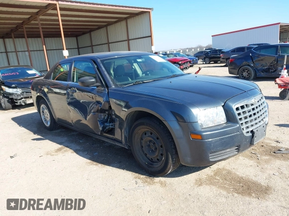 2007 Chrysler 300 with VIN 2C3KA43R57H884972, listed as a IAAI auction lot 41245223 with 67,386 mi miles. Bid and sale history available at carsss.com. Image 1.