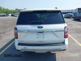 2018 Ford Expedition Max Limited z VIN 1FMJK2AT0JEA35804, wystawiony jako IAAI lot #41985908 z przebiegiem 118 341 mil mil oraz . Historia ofert i sprzedaży dostępna na DreamBid. Obrazek 17.