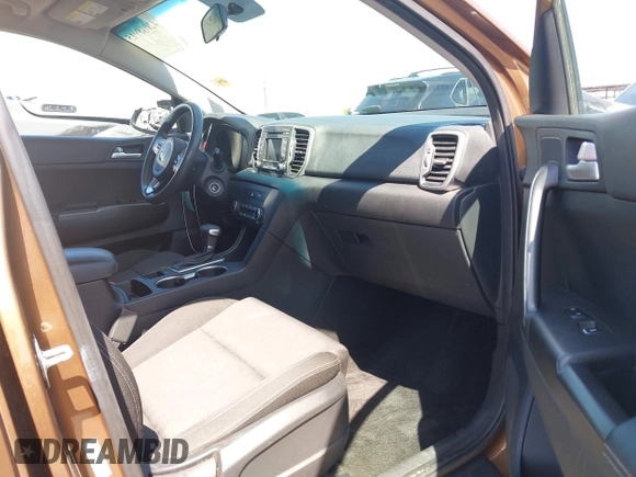 2017 Kia Sportage LX z VIN KNDPMCAC5H7121297, wystawiony jako IAAI lot #42088915 z przebiegiem 91 374 mil mil oraz . Historia ofert i sprzedaży dostępna na DreamBid. Obrazek 5.