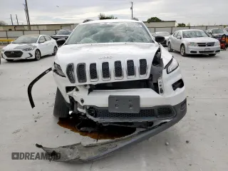 2015 Jeep Cherokee Sport with VIN 1C4PJLAB9FW632112, listed as a Copart auction lot 63265295 with 83,301 mi miles and Salvage title. Bid and sale history available at DreamBid. Image 5.