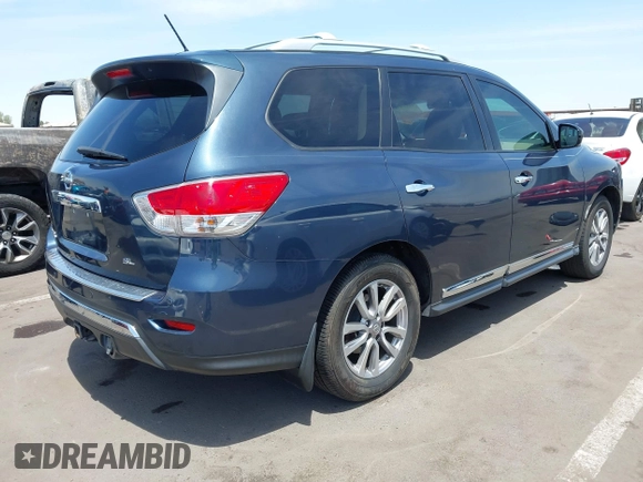 2015 Nissan Pathfinder SV with VIN 5N1AR2MN1FC614988, listed as a IAAI auction lot 42384089 with 113,007 mi miles and . Bid and sale history available at DreamBid. Image 4.
