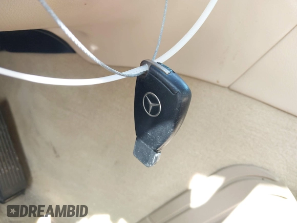 2002 Mercedes-Benz C 230/260/280/320 z VIN WDBRF61J02F196116, wystawiony jako IAAI lot #42250367 z przebiegiem Nie podano mil oraz . Historia ofert i sprzedaży dostępna na DreamBid. Obrazek 11.