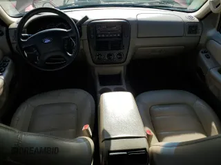 2002 Ford Explorer XLT z VIN 1FMZU73E42ZA95815, wystawiony jako Copart lot #60859075 z przebiegiem 194 308 mil mil oraz Nie do naprawy • Non repairable. Historia ofert i sprzedaży dostępna na DreamBid. Obrazek 8.