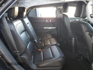 2022 Ford Explorer XLT z VIN 1FMSK8DH3NGA53321, wystawiony jako Copart lot #59983905 z przebiegiem 59 012 mil mil oraz Szkoda całkowita • Salvage title. Historia ofert i sprzedaży dostępna na DreamBid. Obrazek 11.