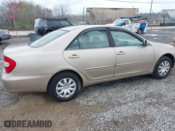 2004 Toyota Camry LE with VIN 4T1BE32K94U347539, listed as a IAAI auction lot 41957246 with 234,747 mi miles and . Bid and sale history available at carsss.com. Image 4.