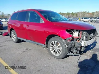 2016 Nissan Pathfinder SV with VIN 5N1AR2MN7GC645633, listed as a IAAI auction lot 41738679 with 229,359 mi miles. Bid and sale history available at carsss.com. Image 1.
