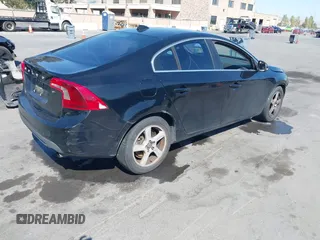 2012 Volvo S60 T5 with VIN YV1622FS0C2036881, listed as a IAAI auction lot 42653548 with 118,984 mi miles and . Bid and sale history available at DreamBid. Image 4.