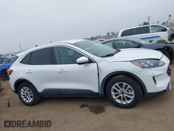 2020 Ford Escape SE с VIN 1FMCU0G62LUC72330, выставлен на аукционе IAAI как лот 42484552 с пробегом 43 999 миль миль и . История ставок и продаж доступна на DreamBid. Изображение 13.