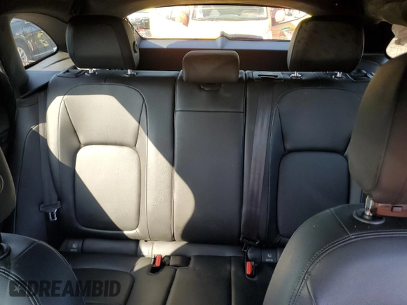 2019 Jaguar F-Pace 25t Premium with VIN SADCJ2FX0KA601596, listed as a Copart auction lot 61056715 with Not provided miles and Salvage title. Bid and sale history available at DreamBid. Image 10.