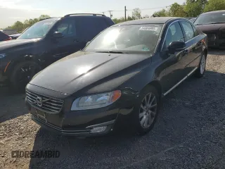 2015 Volvo S80 z VIN YV126MAC0F1183792, wystawiony jako Copart lot #54804885 z przebiegiem 215 575 mil mil oraz Czysty tytuł • Clean title. Historia ofert i sprzedaży dostępna na DreamBid. Obrazek 1.