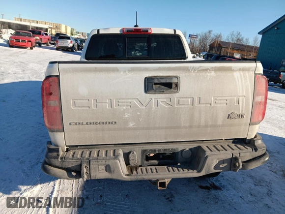 2021 Chevrolet Colorado 4WD ZR2 z VIN 1GCGTEENXM1115535, wystawiony jako Copart lot #48066475 z przebiegiem 61 905 mil mil oraz Szkoda całkowita • Salvage title. Historia ofert i sprzedaży dostępna na DreamBid. Obrazek 6.