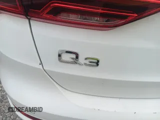 2023 Audi Q3 S line Premium z VIN WA1DECF35P1109767, wystawiony jako IAAI lot #42806720 z przebiegiem 45 165 mil mil oraz . Historia ofert i sprzedaży dostępna na DreamBid. Obrazek 1.