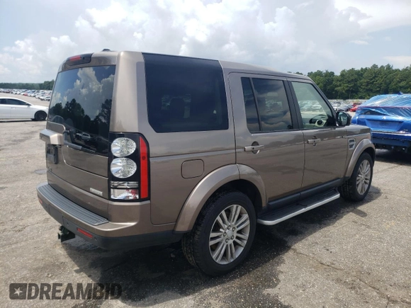 2016 Land Rover LR4 HSE Lux z VIN SALAK2V69GA784943, wystawiony jako Copart lot #61089295 z przebiegiem 125 885 mil mil oraz Szkoda całkowita • Salvage title. Historia ofert i sprzedaży dostępna na DreamBid. Obrazek 3.