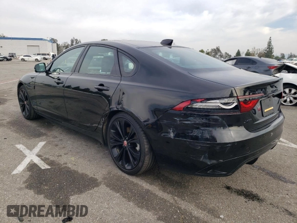 2021 Jaguar XF SE with VIN SAJBG4FX7MCY89112, listed as a Copart auction lot 43485554 with 31,769 mi miles. Bid and sale history available at carsss.com. Image 2.